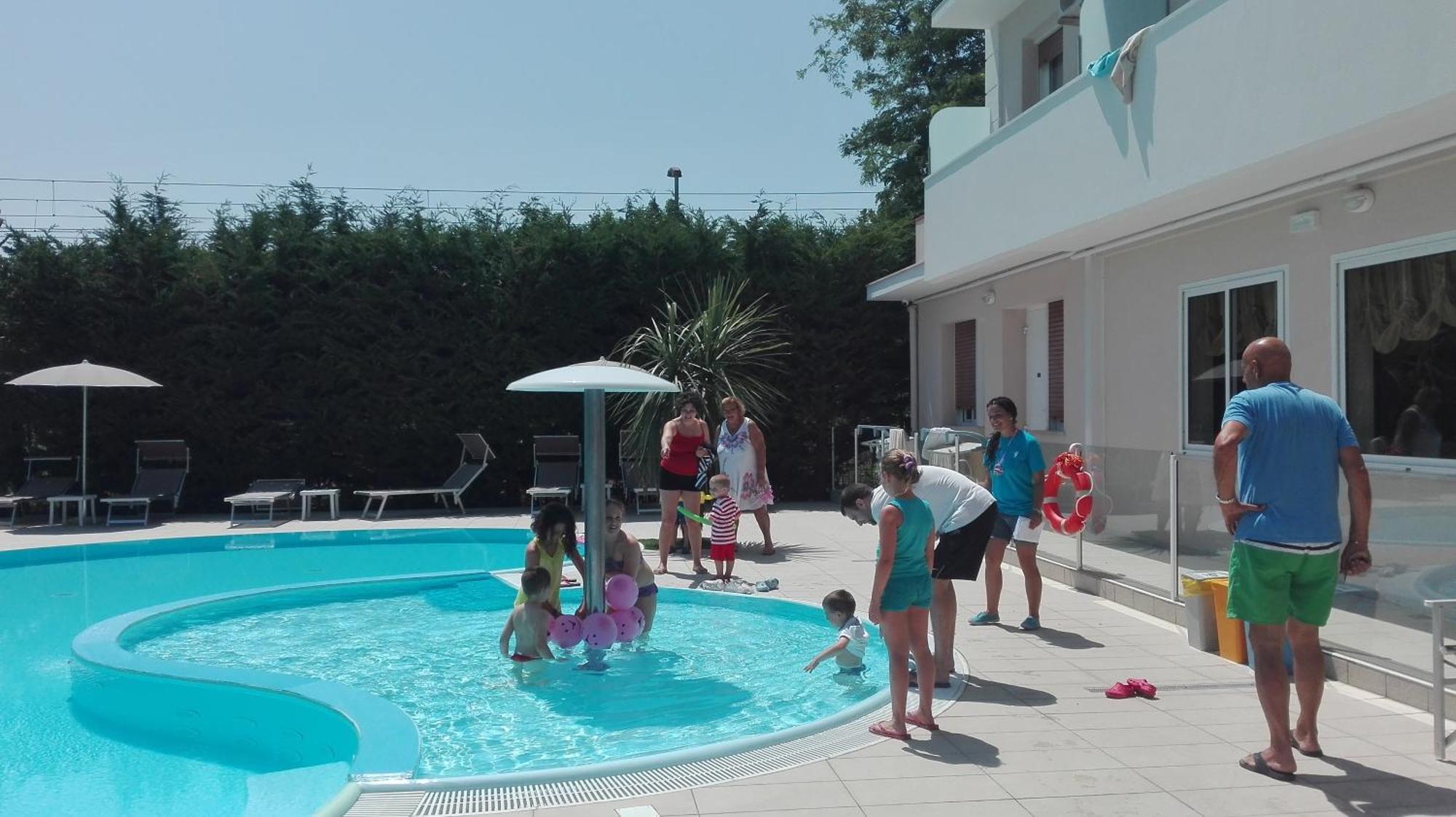 Hotel Bella Igea Bellaria-Igea Marina Buitenkant foto