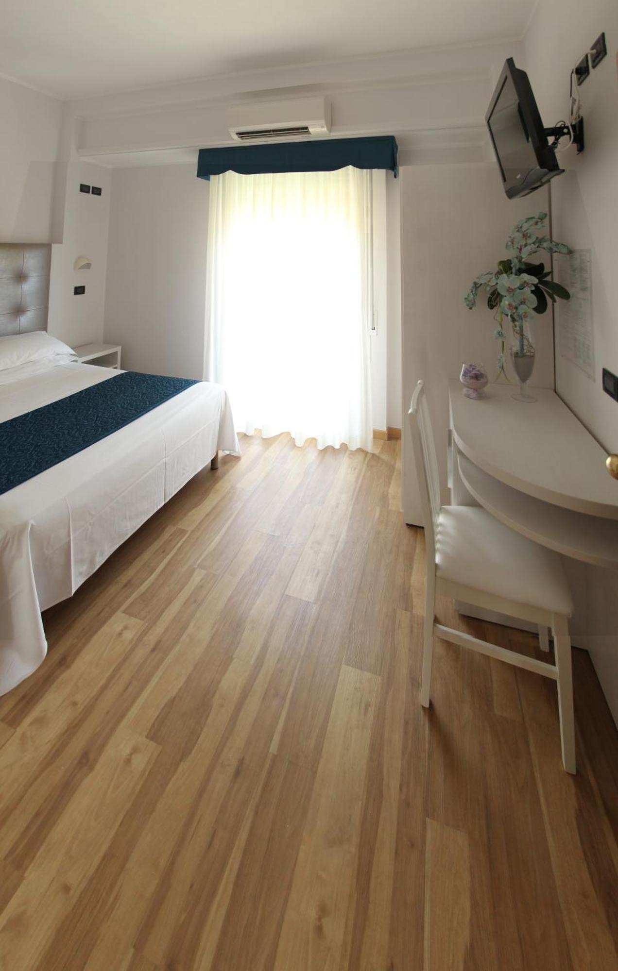 Hotel Bella Igea Bellaria-Igea Marina Buitenkant foto